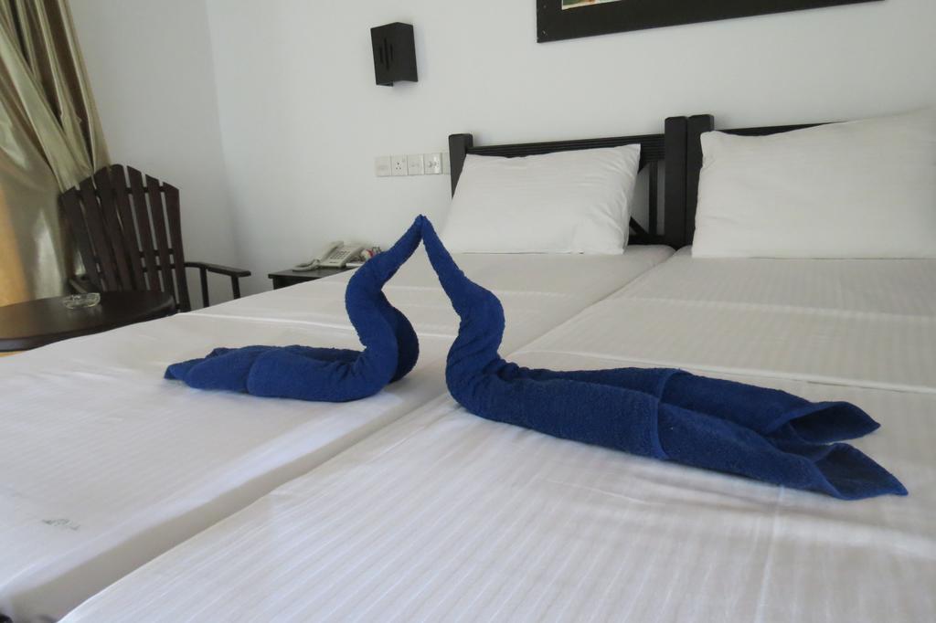Scandinavia Hotel Хиккадува Номер фото